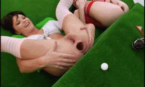 Женская вагина лунка в гольфе гиф