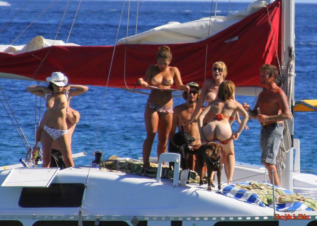 Фото с развратной вечеринки на яхте
