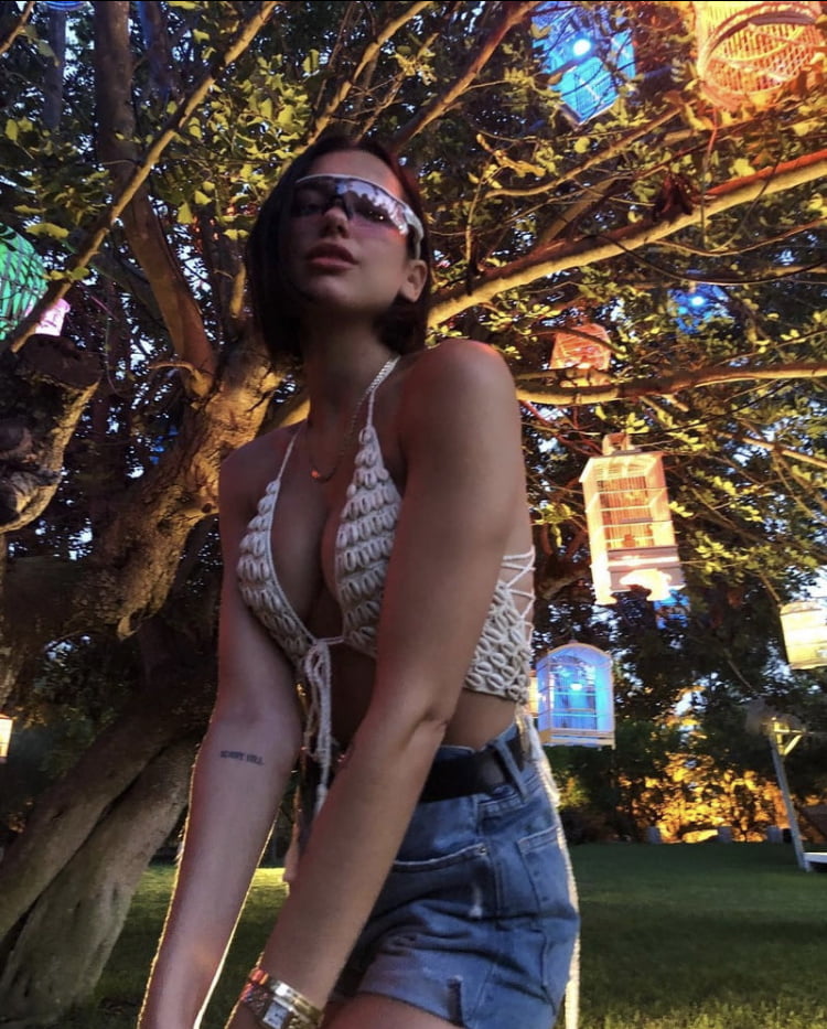 Dua Lipa 40