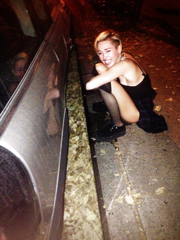 Miley Cyrus-158