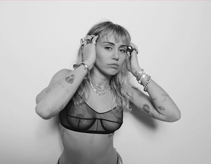Miley Cyrus-184