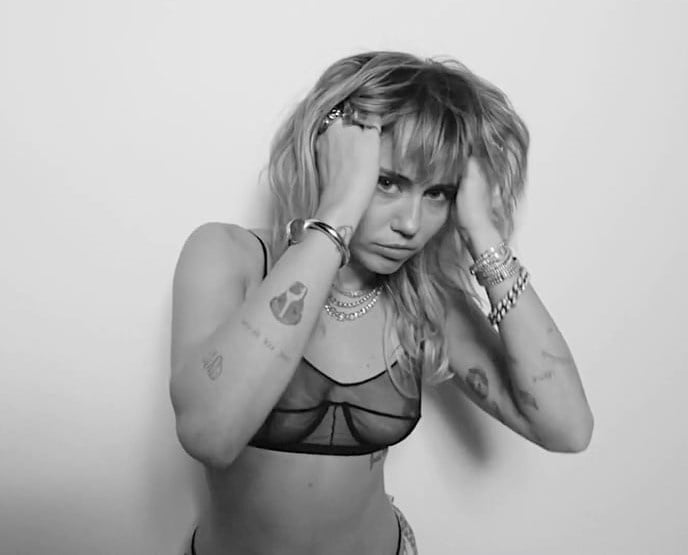 Miley Cyrus-186