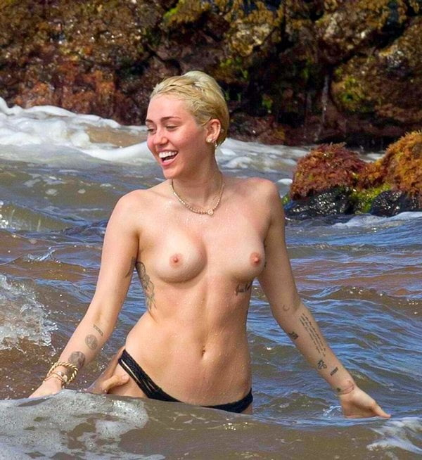 Miley Cyrus-66