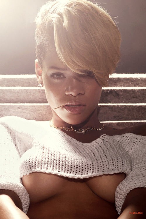 Rihanna 126