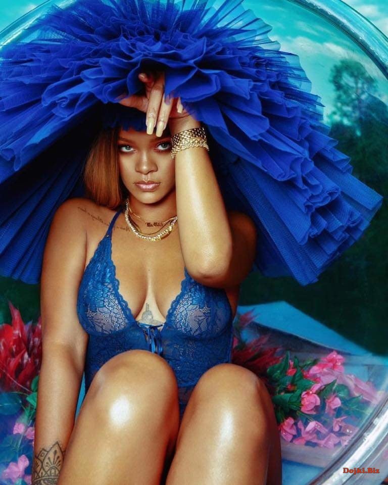 Rihanna 163