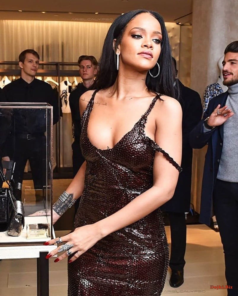 Rihanna 175