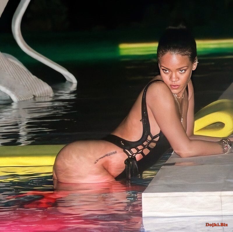 Rihanna 63