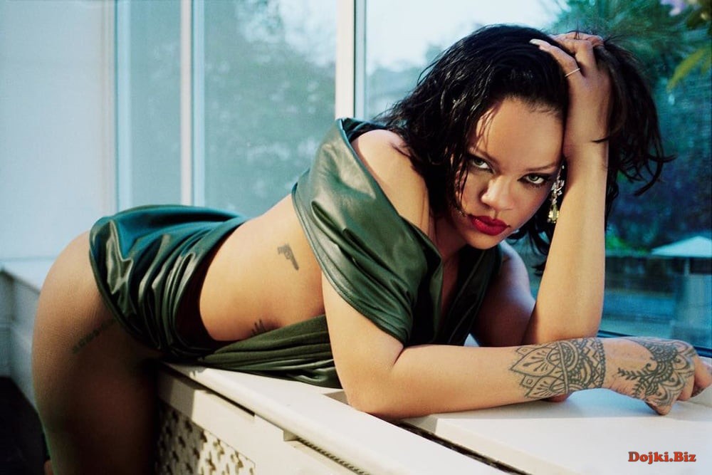 Rihanna 80