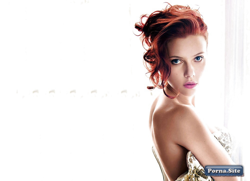 Scarlett Johansson 30