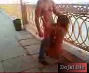 Стриптиз бухой девушки в баре в одном из украинских курортных городов 3gp видео